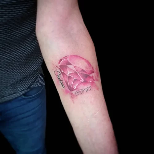 realistic watercolor diamant pink fineline script detattooshop.nl